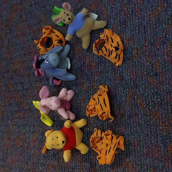 Vintage • Collectable • Set of 4 • McDonald's 'The Tigger Movie' Clip-on Charm - Picture 11 of 12